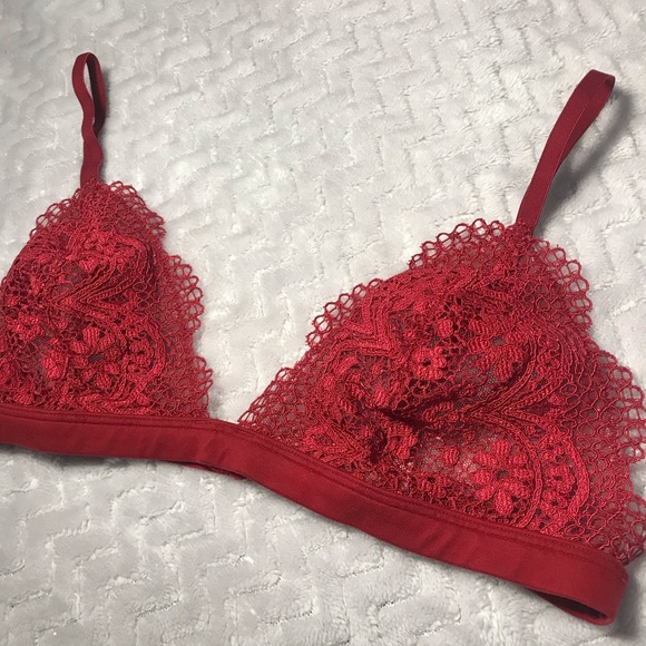 Red Victoria’s Secret bralette size Medium - Picture 2 of 4